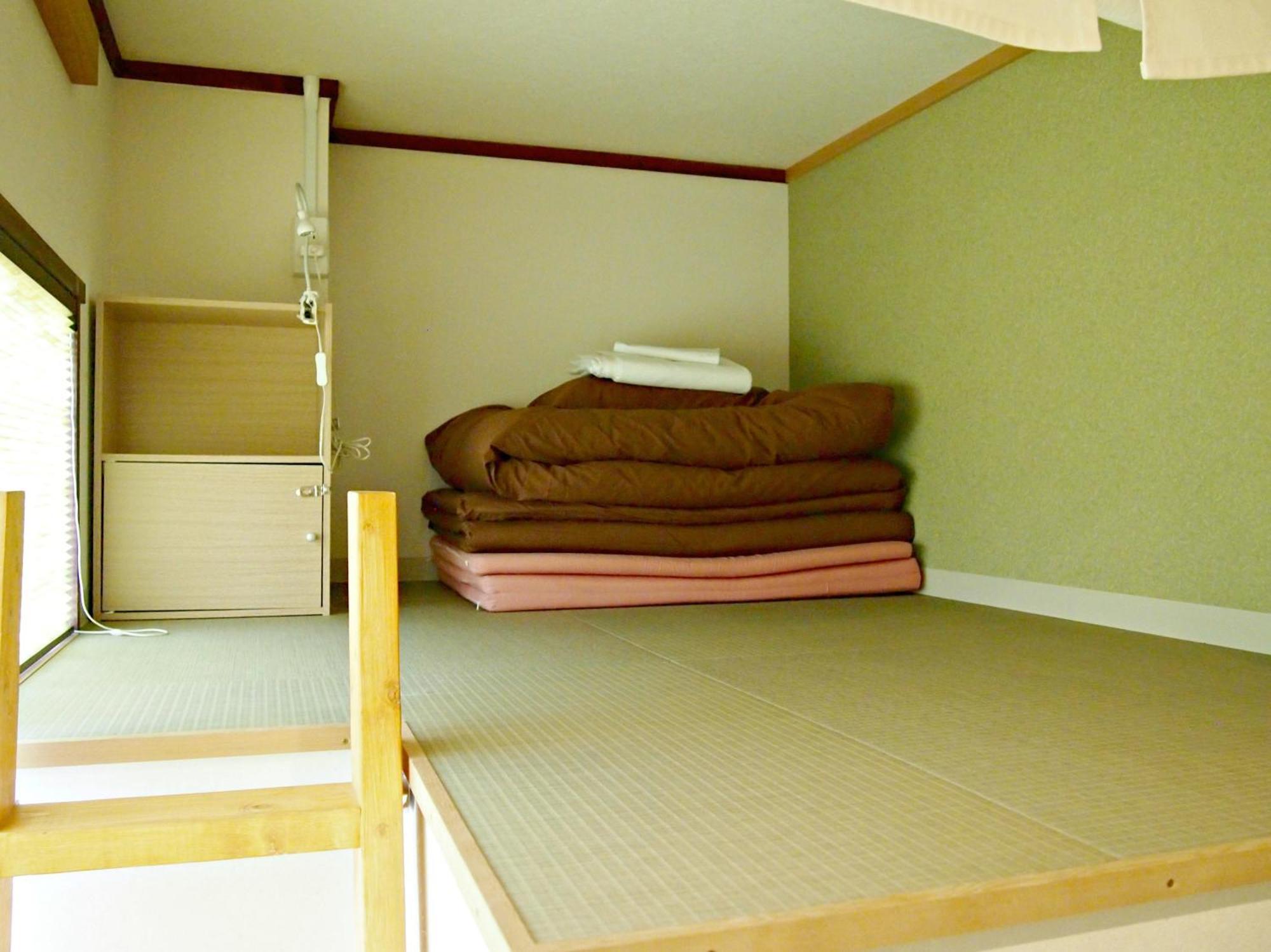 J-Hoppers Hiroshima Guesthouse Екстер'єр фото